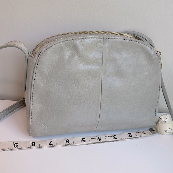 HOBO Evella Crossbody - Picture 14 of 16
